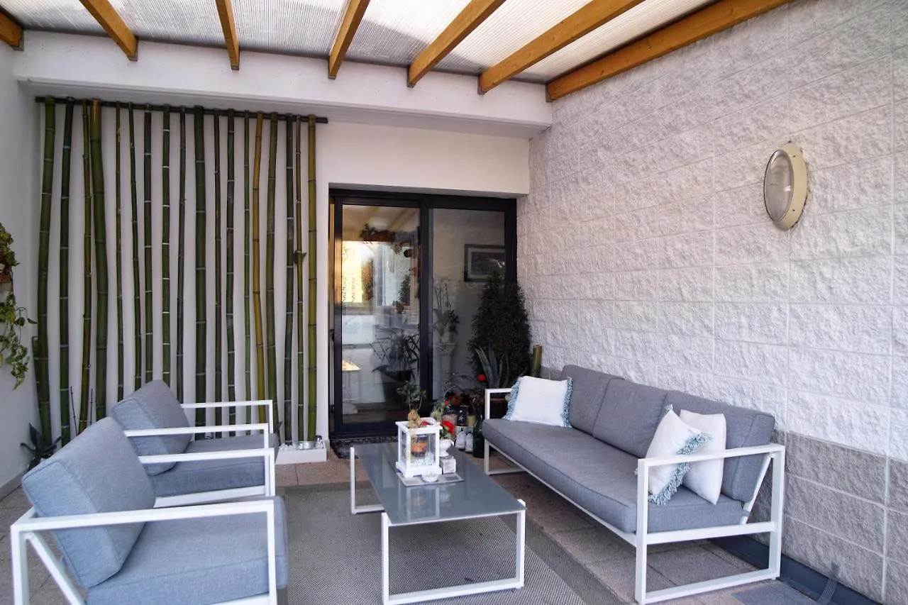 White Home Conegliano Bed & Breakfast