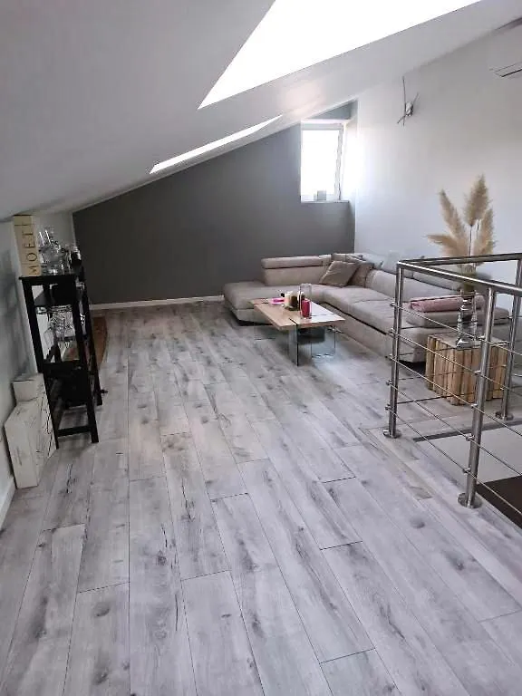 White Home Conegliano Bed & Breakfast